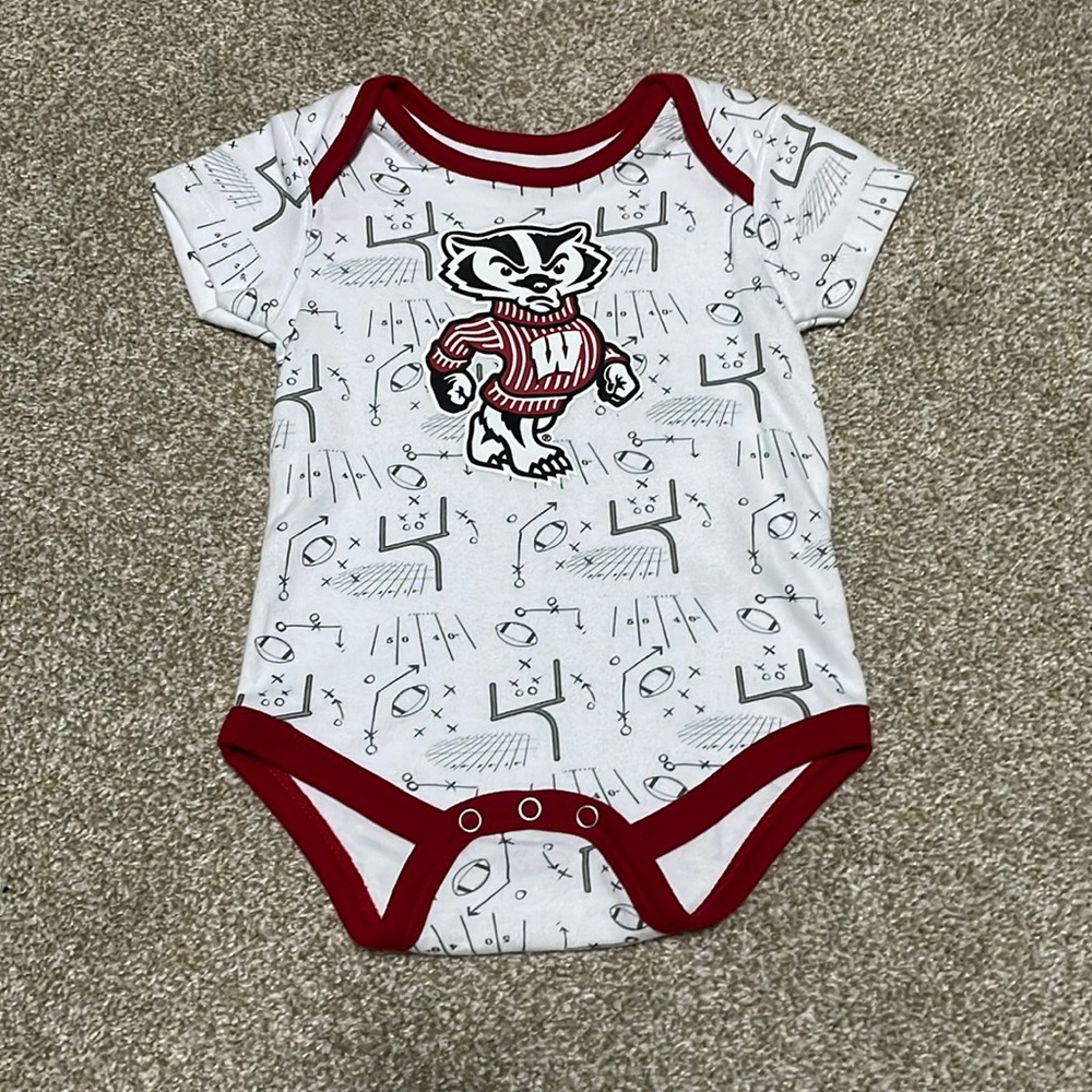 Wisconsin Badgers onesie size 3-6 months